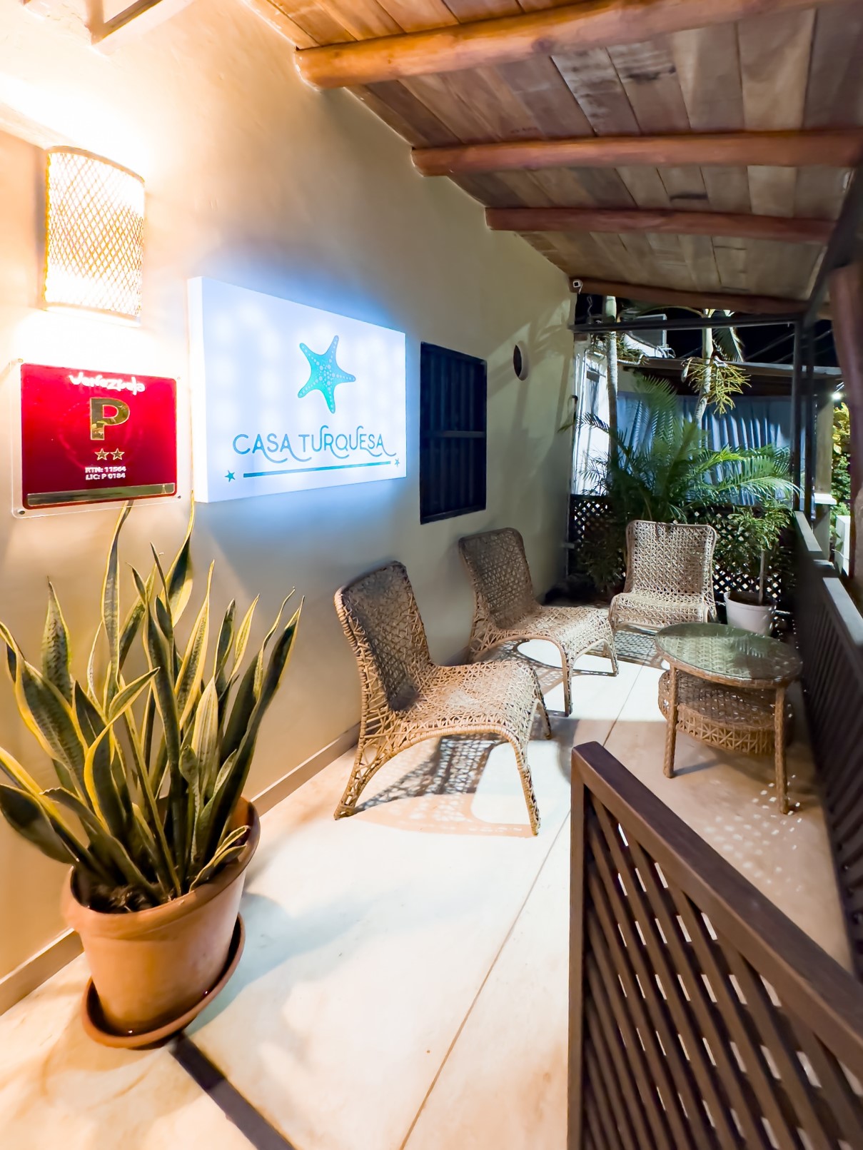 posada-casa-turquesa-porche-los-roques